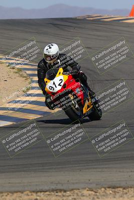 media/Mar-28-2022-Superbike Trackdays (Mon) [[b8603d0f67]]/Open Track Time/Turns 9 and 10/